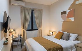 UROOMS Panglima Polim